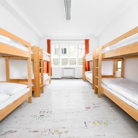 Benedikt City Center Hostel Prága Kültér fotó
