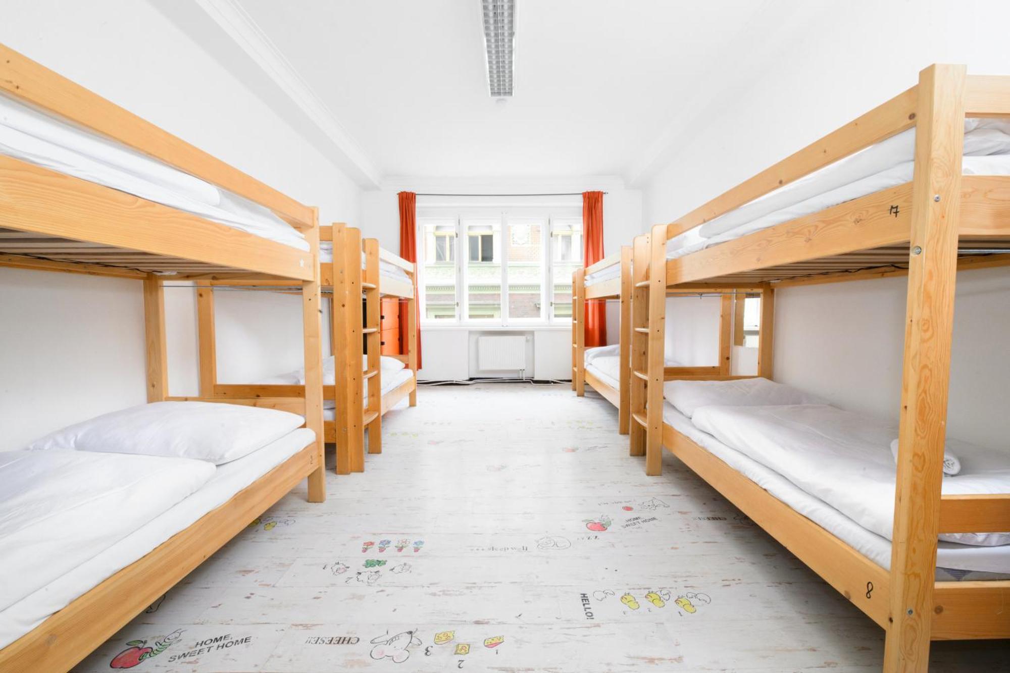 Benedikt City Center Hostel Prága Kültér fotó